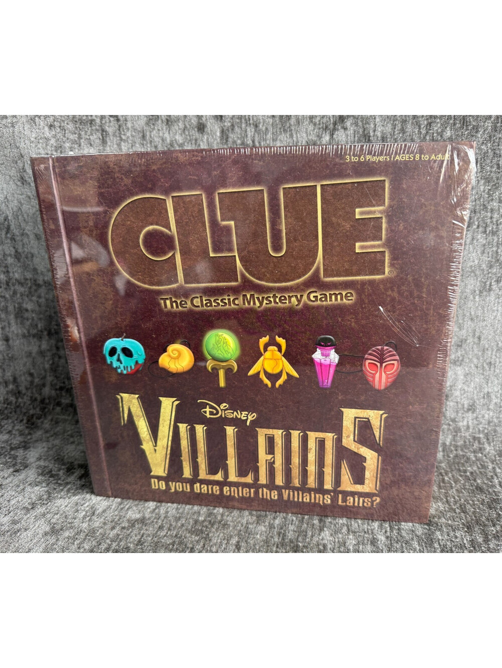 Disney Villains Clue Board Game USAOPOLY Theme Park Edition New Sealed 2020